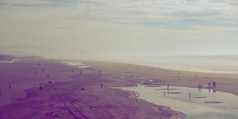 古厝新生：福州老房改造中，如何巧用装饰画与灯具唤醒传统之魂