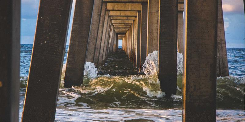 福州家居无主灯设计全解析：磁吸轨道灯、射灯与线性灯如何点亮本地特色户型